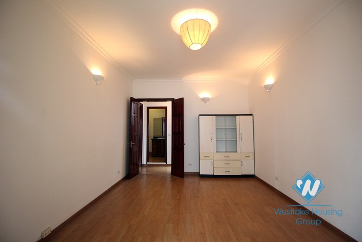 Gorgeous house in Tay Ho district for rent 